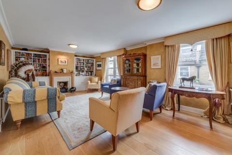 4 bedroom terraced house for sale, St Peters Place, London