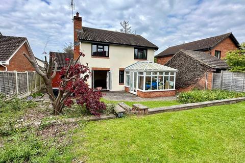 4 bedroom detached house for sale, Huntsmans Drive, Kings Acre, Hereford, HR4