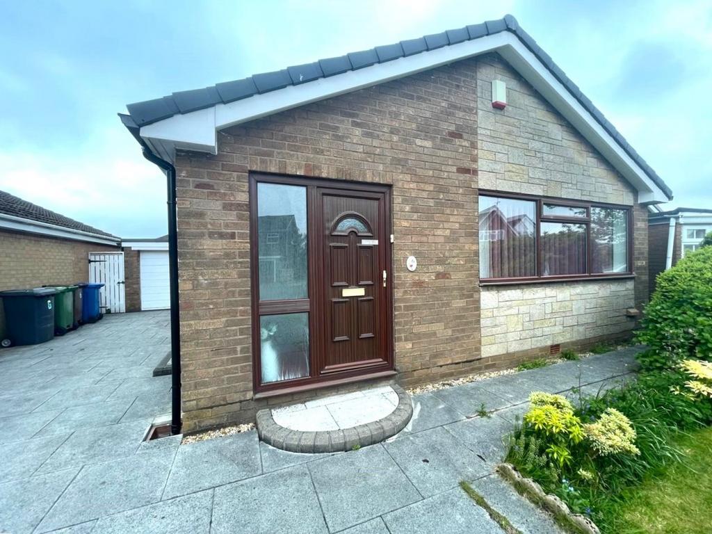 Elnup Avenue, Shevington 3 bed bungalow to rent £1,050 pcm (£242 pw)