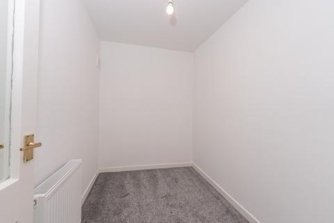 2 bedroom flat to rent, Henderson Row, Stockbridge, Edinburgh, EH3