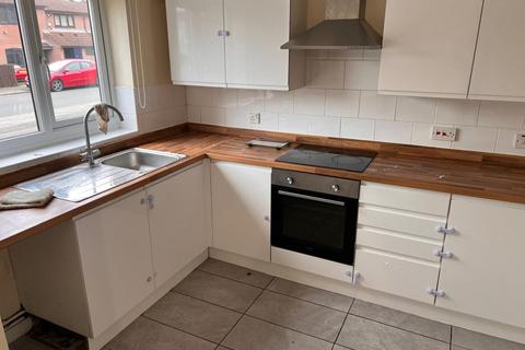 undefined, 2 Bed Flat – Oakash Court, Crescent Nuthall, Nottingham, NG16 1FW. £850 PCM