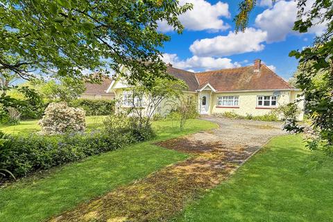 3 bedroom detached bungalow for sale, Colchester Road, Elmstead, Colchester, CO7