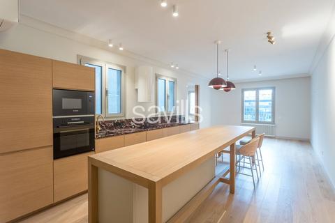 5 bedroom apartment, Flat For Sale In Diagonal, Les Corts, Barcelona