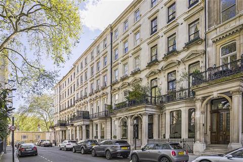 2 bedroom flat to rent, London SW7