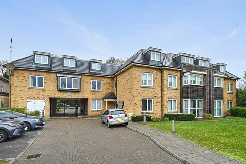 3 bedroom flat for sale, Hercies Road, Uxbridge UB10