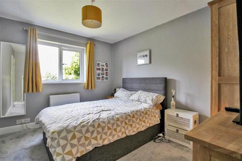 Flat 4, 14 Forest Road, Bordon, GU35 0BH