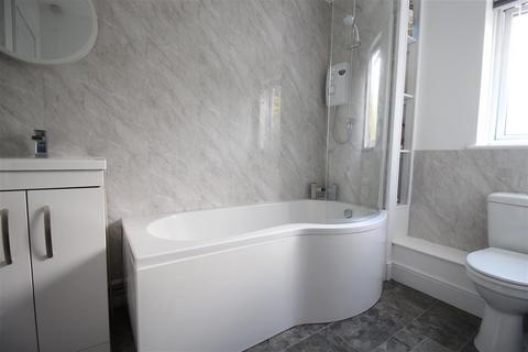 Flat 4, 14 Forest Road, Bordon, GU35 0BH
