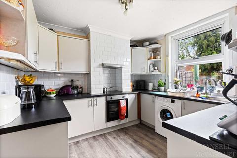 3 bedroom semi-detached house for sale, St. Peters Road, Crawley RH11