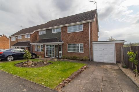 4 bedroom detached house for sale, Harefield Avenue, Leicester, LE3