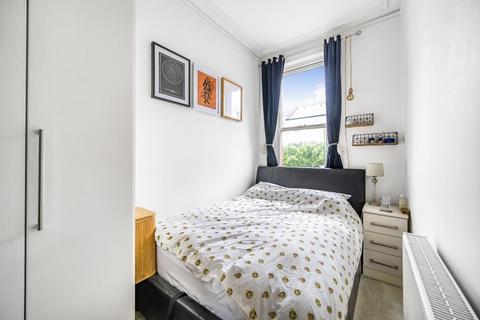 2 bedroom apartment to rent, Bravington Road London W9