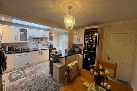 3 bedroom terraced house for sale, Clark Street, Treorchy - Treorchy