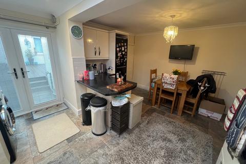 3 bedroom terraced house for sale, Clark Street, Treorchy - Treorchy