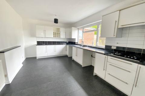 3 bedroom end of terrace house to rent, Boxley Road, Boxley ME14