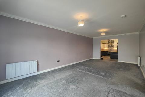 2 bedroom flat to rent, Briestfield Road, Grange Moor, Wakefield, West Yorkshire, UK, WF4