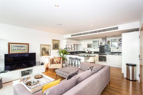 2 bedroom penthouse for sale, Adriatic Apartments, 20 Western Gateway, London, E16