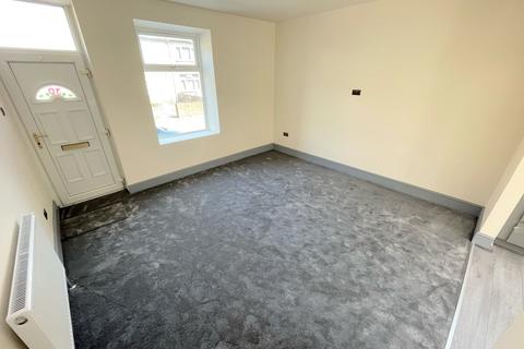 4 bedroom terraced house for sale, Chestnut Street, Halifax HX1