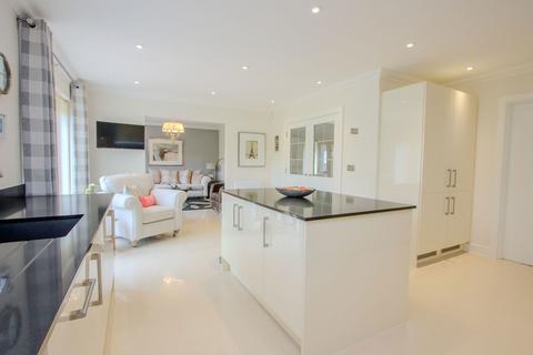 14 Parsonage Croft, Etchingham, TN19 7BY