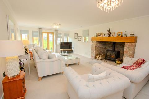 14 Parsonage Croft, Etchingham, TN19 7BY