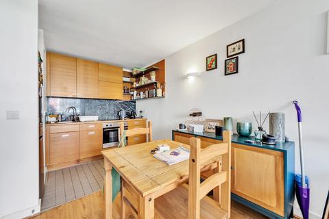 1 bedroom apartment to rent, Montana Building, Deals Gateway, Lewisham, SE13
