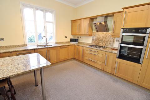 4 bedroom apartment for sale, Westcliffe Road, Southport, Merseyside, PR8