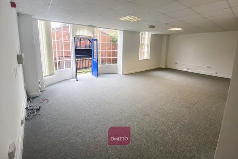 Office to rent, Stoke-On-Trent ST10