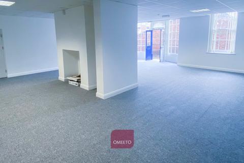 Office to rent, Stoke-On-Trent ST10