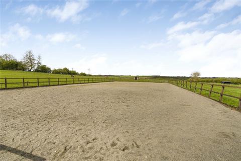 5 bedroom equestrian property for sale, Weedon, Buckinghamshire