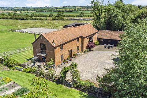 5 bedroom equestrian property for sale, Weedon, Buckinghamshire