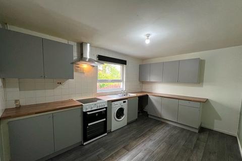 2 bedroom terraced house to rent, Chiltern Gardens, Dawley, Telford, Shropshire, TF4