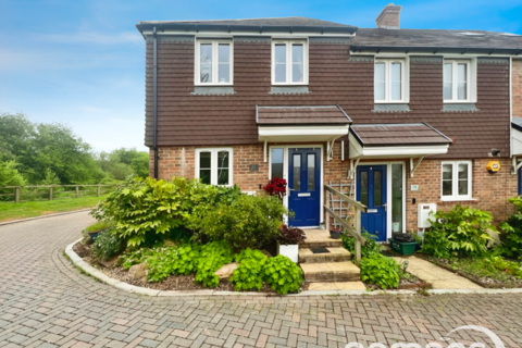 2 bedroom end of terrace house for sale, Orchid Road, Basingstoke, Hampshire