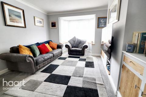 18 Tenter Balk Lane, Adwick Le Street, Doncaster, DN6 7EF