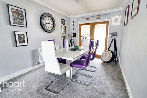 18 Tenter Balk Lane, Adwick Le Street, Doncaster, DN6 7EF