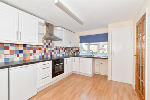 51 Butts Meadow, Wisborough Green, Billingshurst, RH14 0BT