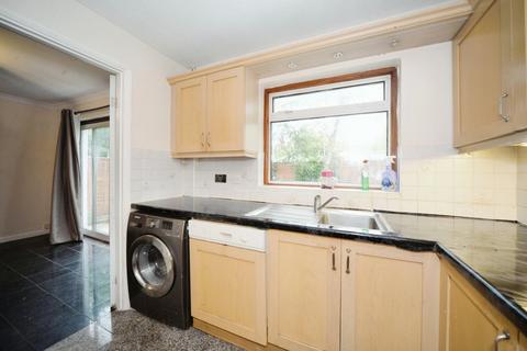 1 Hoveton Road, London, SE28 8LW