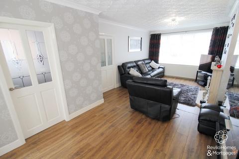 35 Ashley Close, Rochdale, OL11 3EP