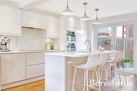 47 Poplar Drive, Hutton, Brentwood, CM13 1YU