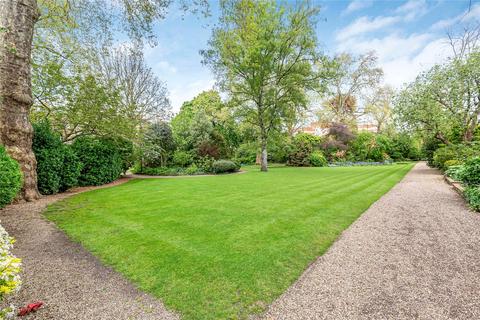 2 bedroom apartment for sale, Lower Addison Gardens, Kensington, London, W14