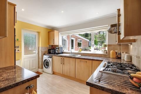 8 Beechlands Close, Hartley, Longfield, DA3 8AB