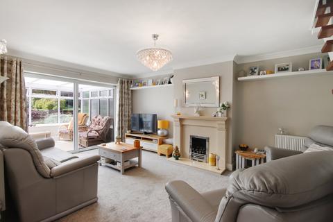 8 Beechlands Close, Hartley, Longfield, DA3 8AB