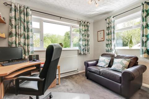8 Beechlands Close, Hartley, Longfield, DA3 8AB
