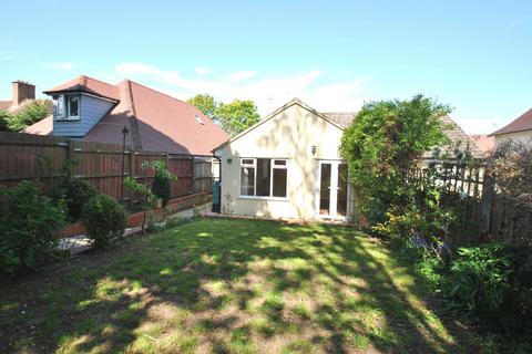 2 bedroom semi-detached bungalow for sale, Letchworth Garden City SG6