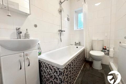 160 Gavestone Road, London, SE12 9BH