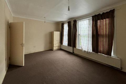 39 Vicarage Road, London, N17 0BB