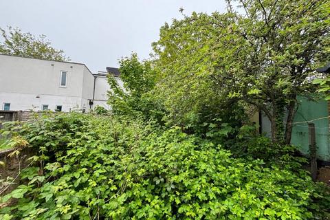 39 Vicarage Road, London, N17 0BB
