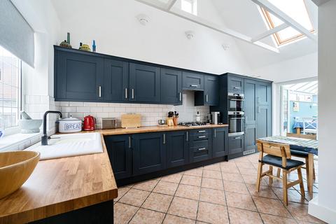 2 bedroom bungalow for sale, Freelands Road, Cobham, KT11