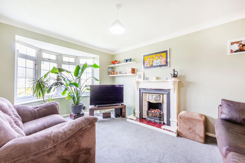 Stubbs Wood, Lowestoft 3 bed semidetached house for sale £265,000