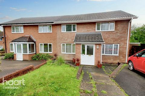 4 bedroom semi-detached house for sale, Llanyravon Way, Cwmbran