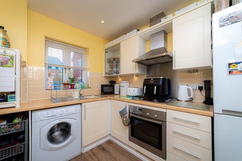 2 bedroom flat for sale, Sullivan Close, Canterbury, CT1