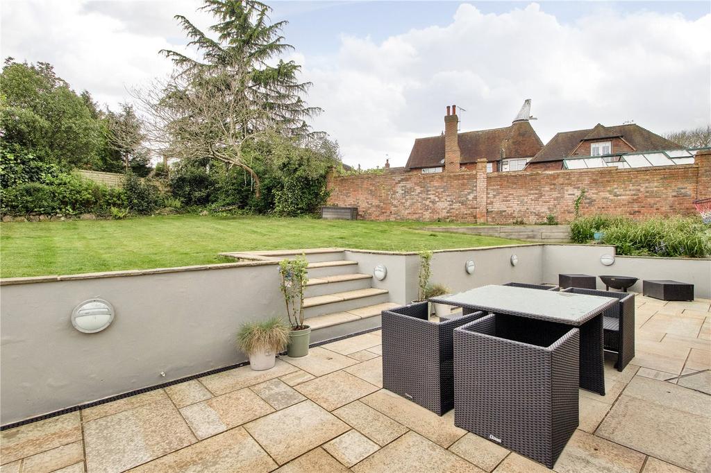 Terrace and Garden