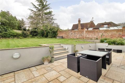 12 Hurst Farm Road, Weald, Sevenoaks, TN14 6PE
